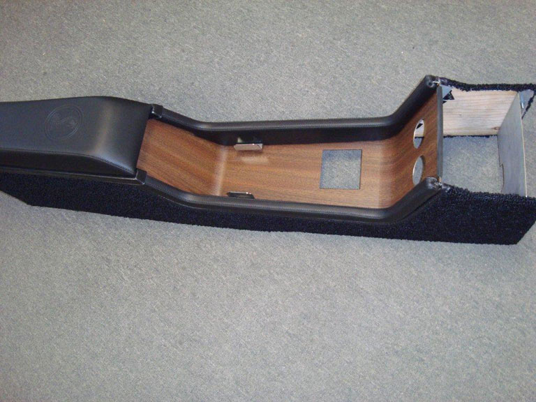 Original style Shelby console